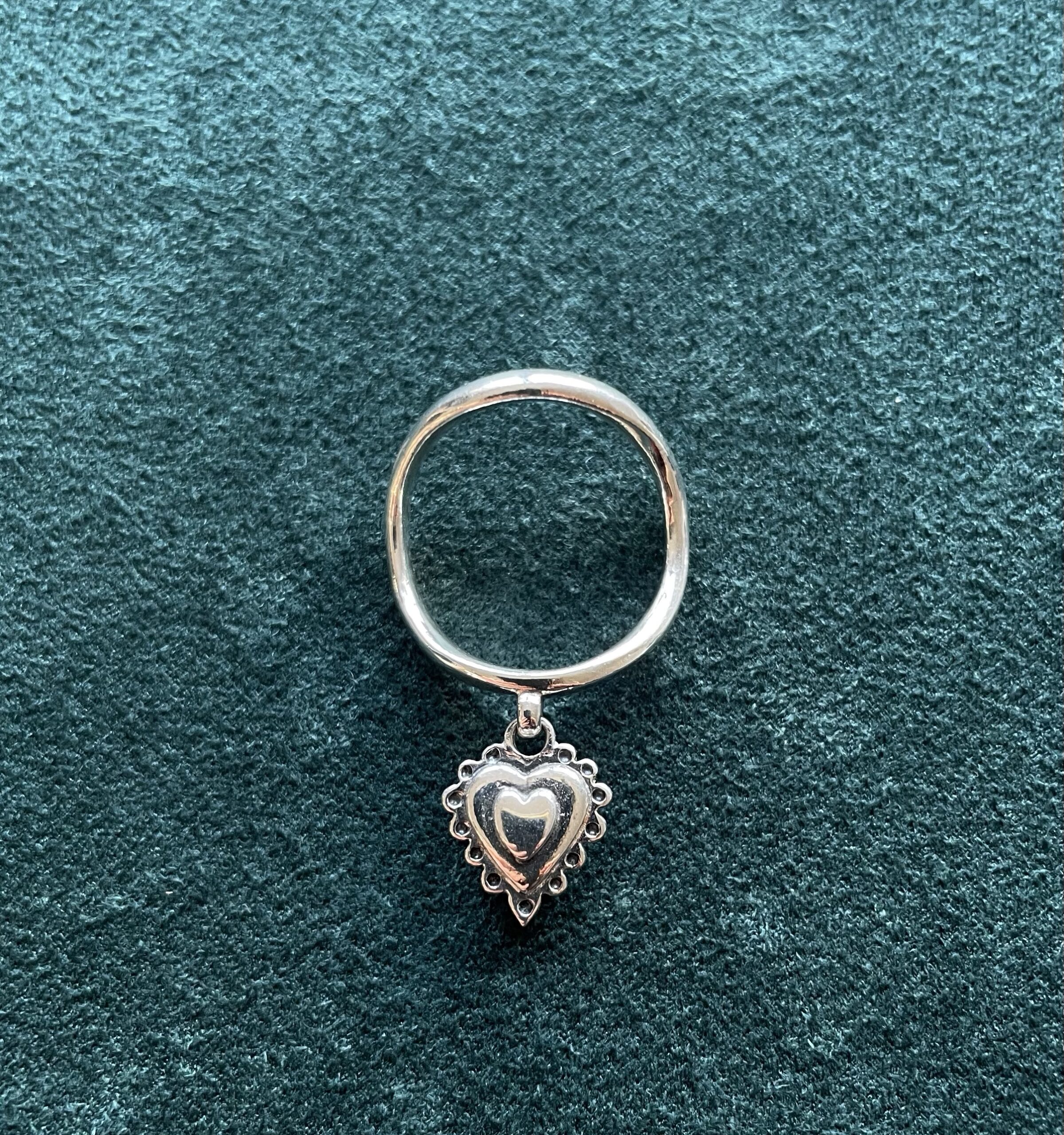 Charm Ring with heart - Image 3