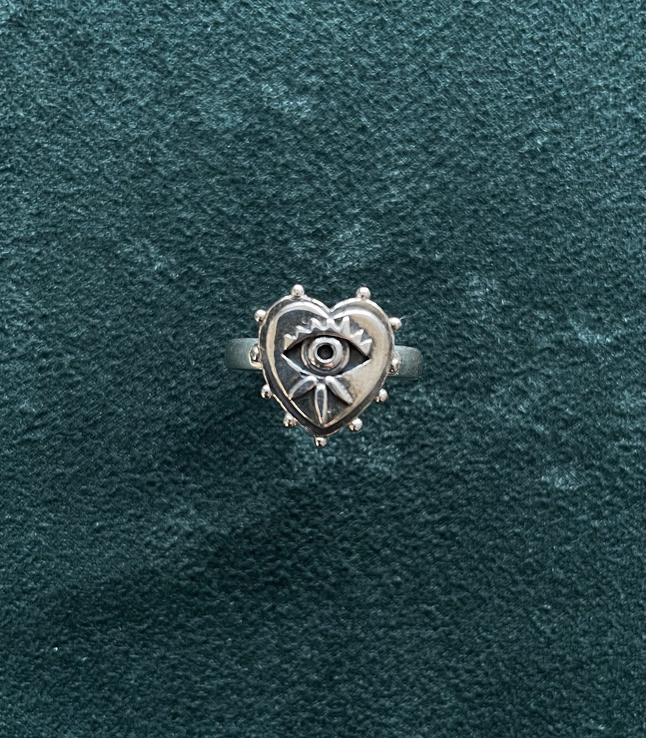Eye Heart Ring - Image 3